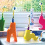 animal_toothbrush_holders_01